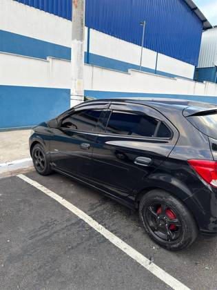 CHEVROLET ONIX 1.0 MPFI JOY 8V FLEX 4P MANUAL CHEVROLET ONIX 1.0 MPFI JOY 8V FLEX 4P MANUAL